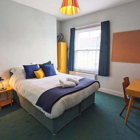 The Stirling Arms Pub & Rooms برايتون الغرفة الصورة